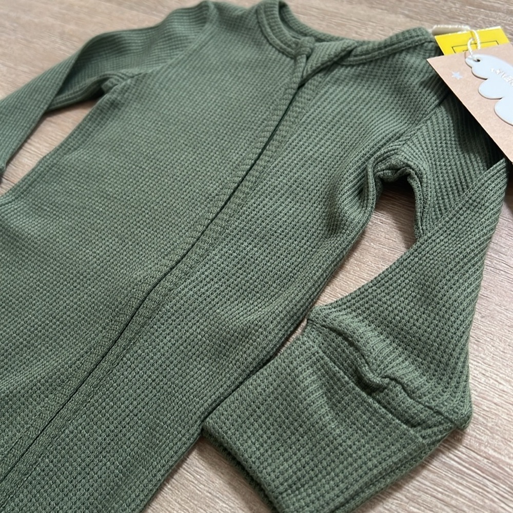 Angel Dear Thermal Waffle Coverall Romper 3-6 months Chive Olive - Picture 2 of 5